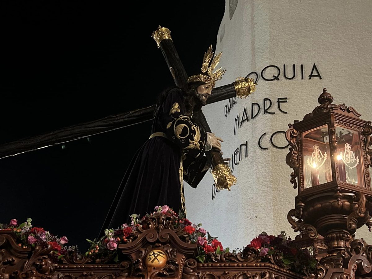 El Nazareno y María Santísima de los Dolores, noche de Pasión en el Viernes Santo de Torremolinos - Portada buena 2 El Nazareno y María Santísima de los Dolores, noche de Pasión en el Viernes Santo de Torremolinos - Portada buena 2