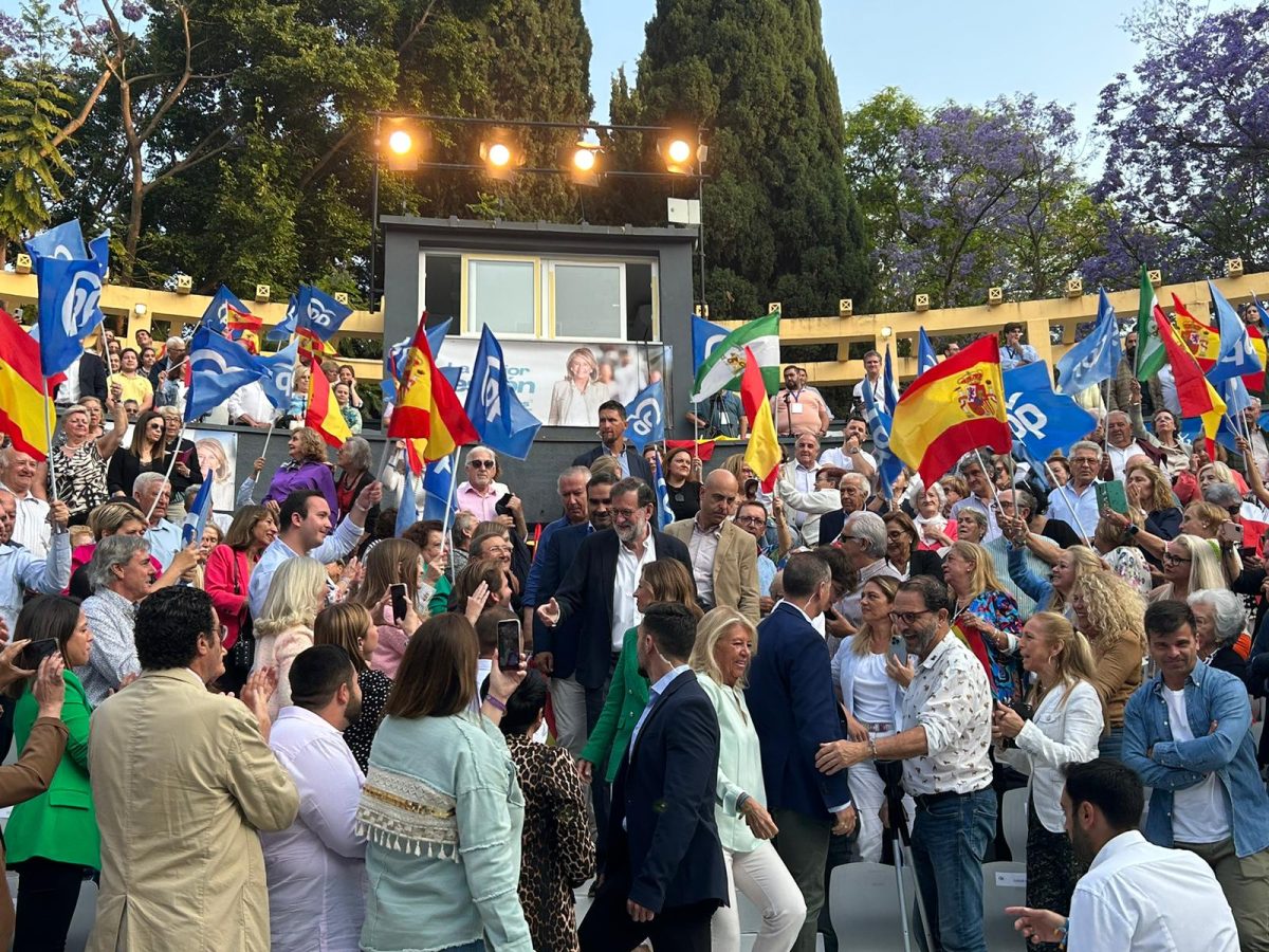 Rajoy muestra su apoyo a Muñoz y apela a la "participación y la ilusión" para que el PP gane - 741e3c90 bcd2 46b8 8389 9243e3b96f91 Rajoy muestra su apoyo a Muñoz y apela a la "participación y la ilusión" para que el PP gane - 741e3c90 bcd2 46b8 8389 9243e3b96f91
