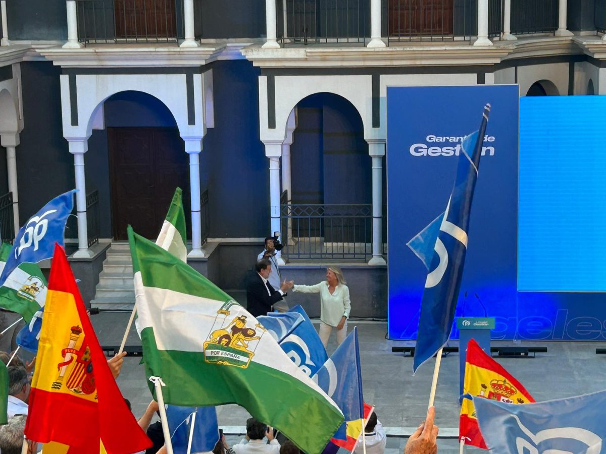 Rajoy muestra su apoyo a Muñoz y apela a la "participación y la ilusión" para que el PP gane - 818f9b05 3c86 4202 abb9 7fd75507f5f1 Rajoy muestra su apoyo a Muñoz y apela a la "participación y la ilusión" para que el PP gane - 818f9b05 3c86 4202 abb9 7fd75507f5f1
