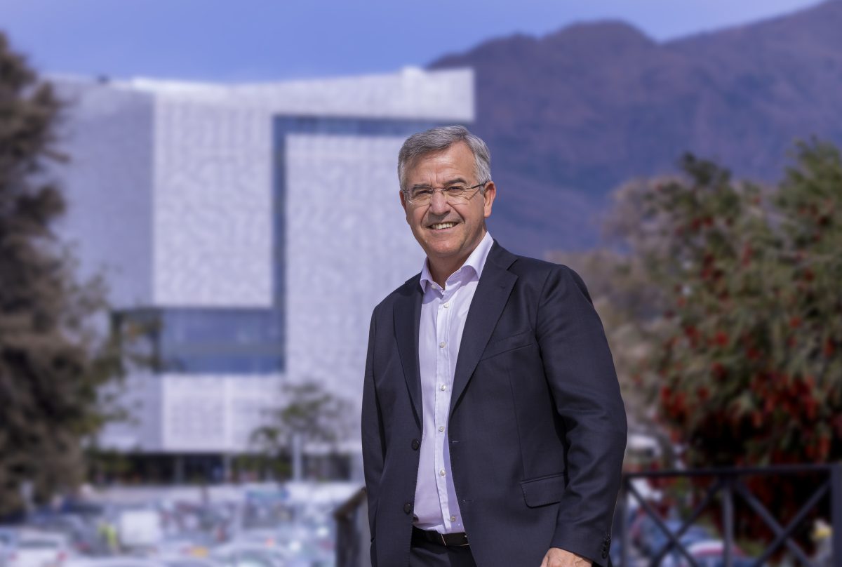 García Urbano se compromete a implantar la Universidad con un programa de becas para esteponeros - 8A737D5E 531F 4A0D BFEA 0B7B6172A518 García Urbano se compromete a implantar la Universidad con un programa de becas para esteponeros - 8A737D5E 531F 4A0D BFEA 0B7B6172A518