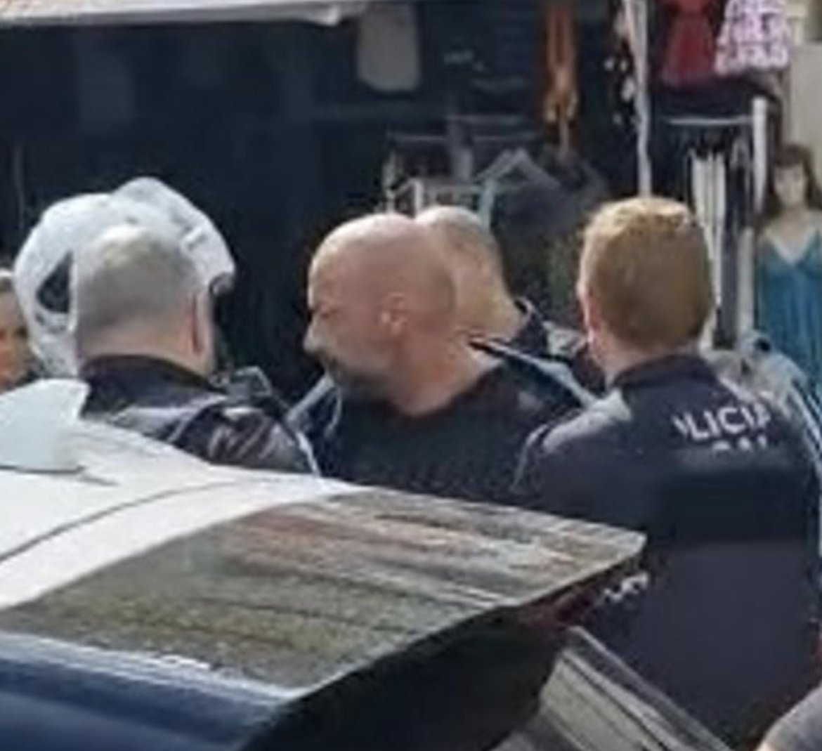 El presunto asesino de Paula robó el cuchillo seis días antes de cometer el crimen - FB21D322 DED4 4D81 B81B 970E1058B745 Momento de la detención del presunto asesino en Torremolinos.