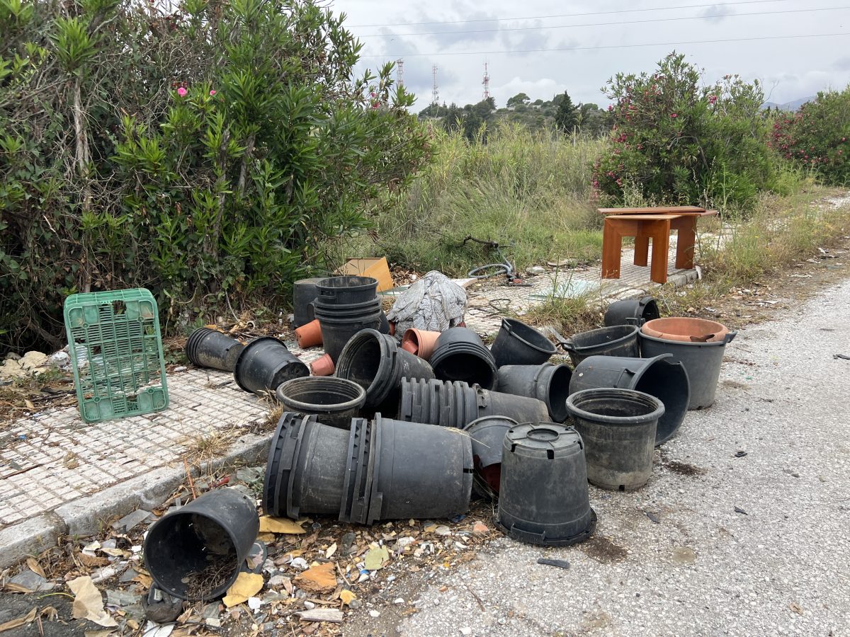 Vecinos del extrarradio denuncian el estado de "dejadez" y la acumulación de basura - IMG 3217 Vecinos del extrarradio denuncian el estado de "dejadez" y la acumulación de basura - IMG 3217