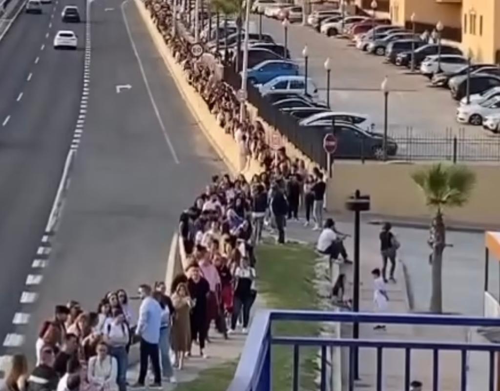 El infierno para poder disfrutar del espectacular concierto de Pablo Alborán en Marenostrum - WhatsApp Image 2023 05 22 at 10.42.27 El infierno para poder disfrutar del espectacular concierto de Pablo Alborán en Marenostrum - WhatsApp Image 2023 05 22 at 10.42.27