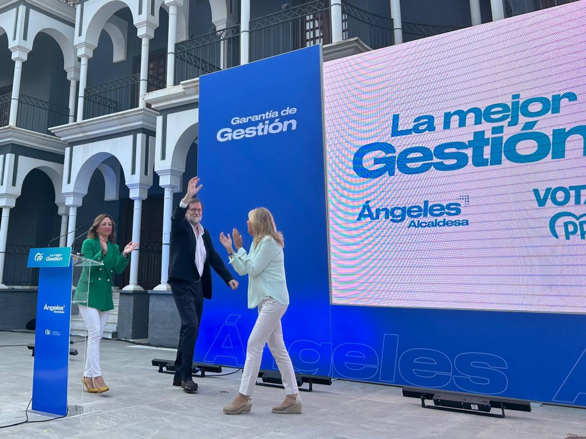 Rajoy muestra su apoyo a Muñoz y apela a la "participación y la ilusión" para que el PP gane - bc359539 7811 4dc7 b04c a812618415fd Rajoy muestra su apoyo a Muñoz y apela a la "participación y la ilusión" para que el PP gane - bc359539 7811 4dc7 b04c a812618415fd
