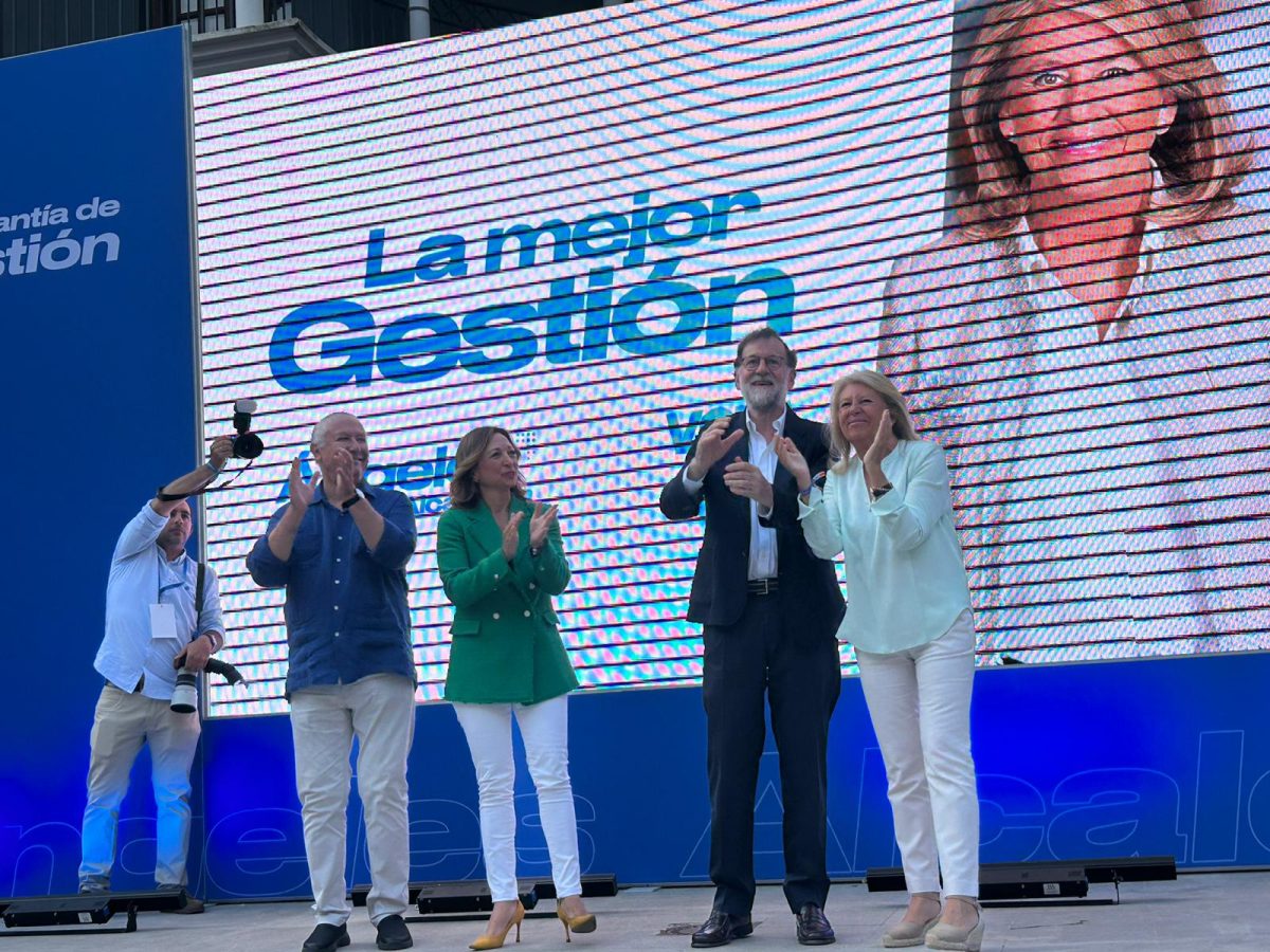 Rajoy muestra su apoyo a Muñoz y apela a la "participación y la ilusión" para que el PP gane - bc5ae542 9843 4d71 9517 5ab3a07f545b Rajoy muestra su apoyo a Muñoz y apela a la "participación y la ilusión" para que el PP gane - bc5ae542 9843 4d71 9517 5ab3a07f545b
