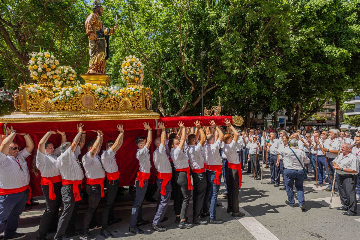 Marbella se vuelca con la procesión de San Bernabé - 11 06 23 MISA Y PROCESION 5 Marbella se vuelca con la procesión de San Bernabé - 11 06 23 MISA Y PROCESION 5
