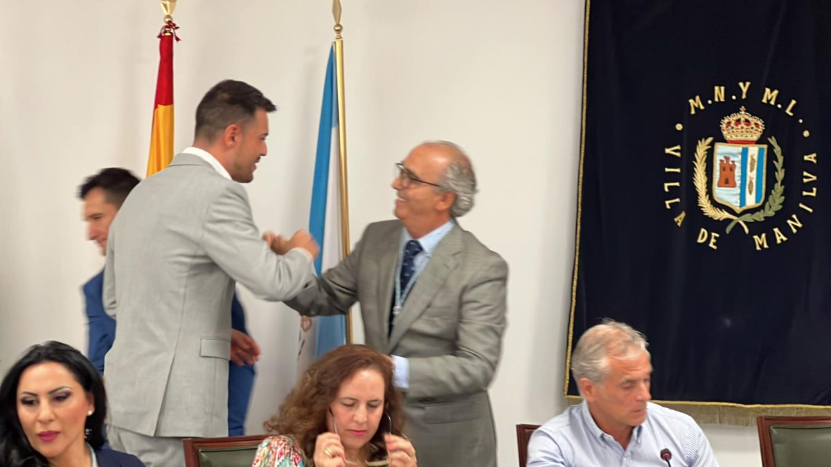 El pacto 'anti-natura' que da la alcaldía al PP en Manilva: IU dispuesta a expulsar a los 'díscolos' - 354056357 760381416092483 6488980999916048298 n El pacto 'anti-natura' que da la alcaldía al PP en Manilva: IU dispuesta a expulsar a los 'díscolos' - 354056357 760381416092483 6488980999916048298 n