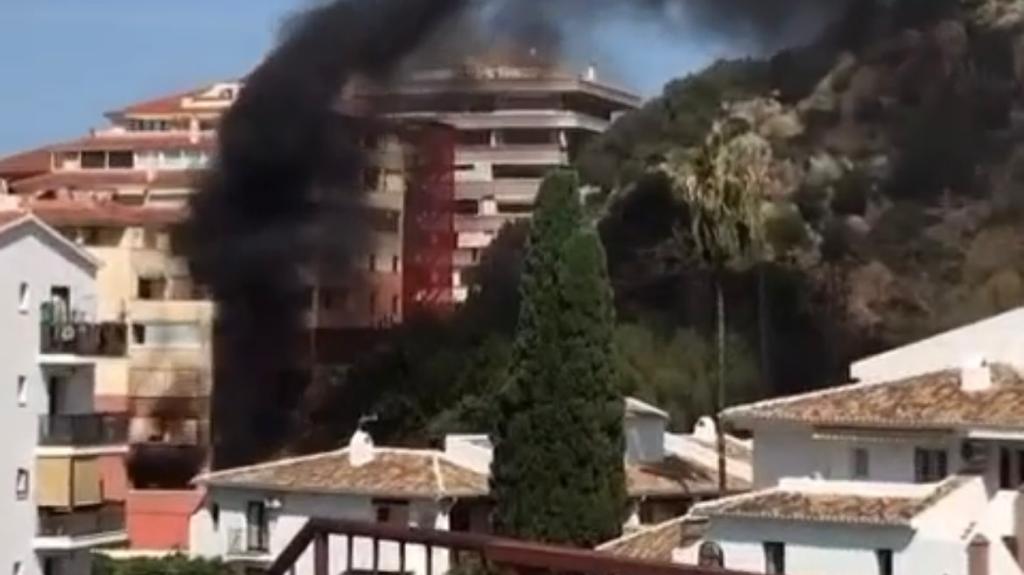Se produce un incendio en el barrio Los Pacos de Fuengirola - WhatsApp Image 2023 06 20 at 11.50.30 Se produce un incendio en el barrio Los Pacos de Fuengirola - WhatsApp Image 2023 06 20 at 11.50.30