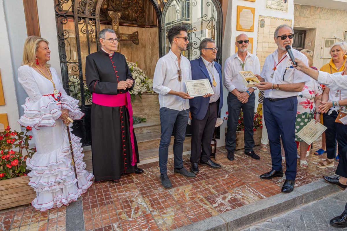 Marbella se vuelca con la procesión de San Bernabé - baja 11 06 23 ENTREGA MEDALLAS CONMEMORATIVAS 1 Marbella se vuelca con la procesión de San Bernabé - baja 11 06 23 ENTREGA MEDALLAS CONMEMORATIVAS 1