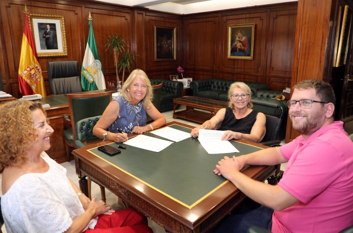 Marbella firma un convenio de colaboración con Afesol por una cuantía de 20.000 euros - Afesol Marbella firma un convenio de colaboración con Afesol por una cuantía de 20.000 euros - Afesol