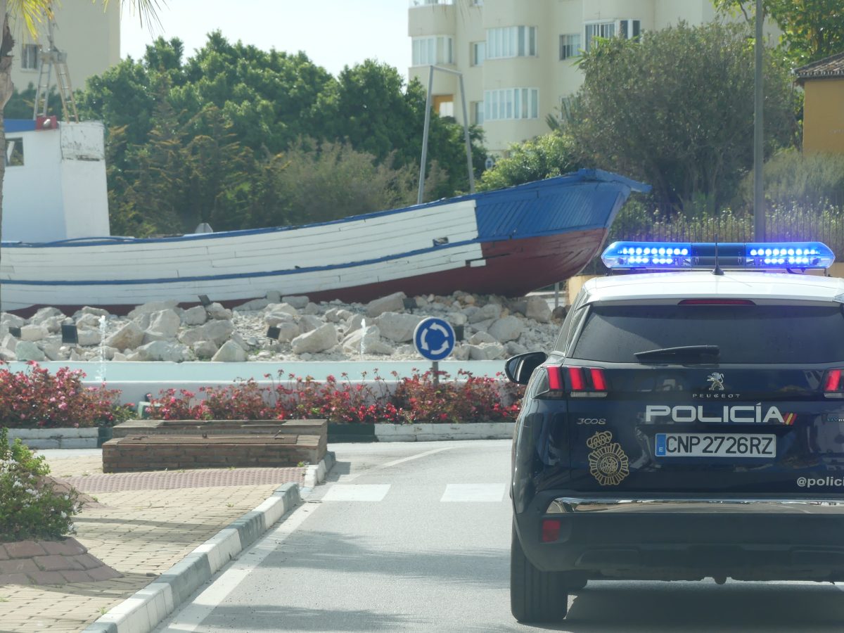 El hombre hallado muerto el pasado domingo en una finca en Estepona tenía antecedentes policiales - P1020177 Policía Nacional en Estepona