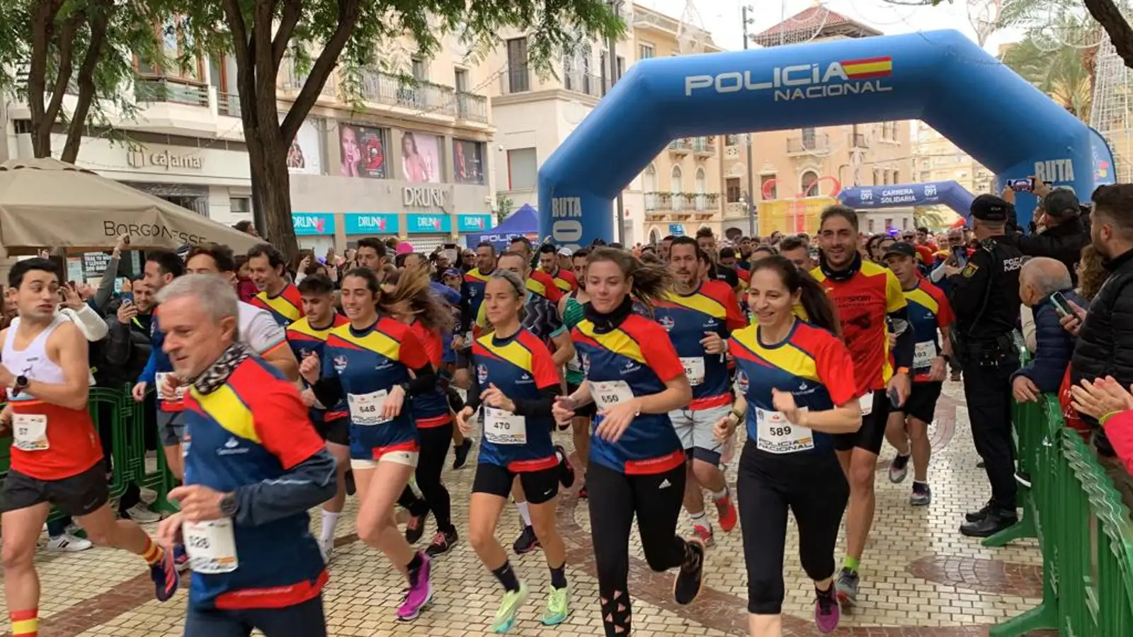 La Policía Nacional de Marbella celebra la primera edición de la carrera solidaria 'Ruta 091' - carrera solidaria ruta 091 policia nacional elche reune mas 700 deportistas 97 I Carrera Solidaria 091 de Elche. / Ayuntamiento de Elche