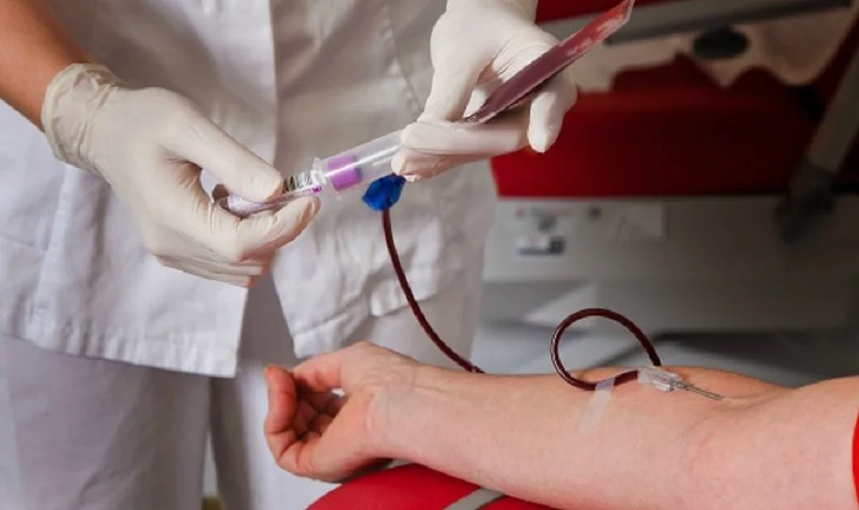 Málaga lanza su campaña de Navidad para la donación de sangre con el Lema “Sigue el hilo rojo solidario” - recomendaciones para donar sangre Donación de sangre