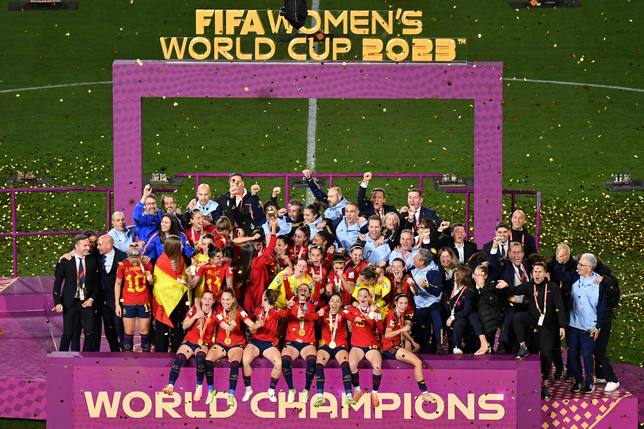 La selección española femenina de fútbol hace historia al ganar el Mundial de 2023 - Campeonas del Mundo La selección española femenina de fútbol hace historia al ganar el Mundial de 2023 - Campeonas del Mundo
