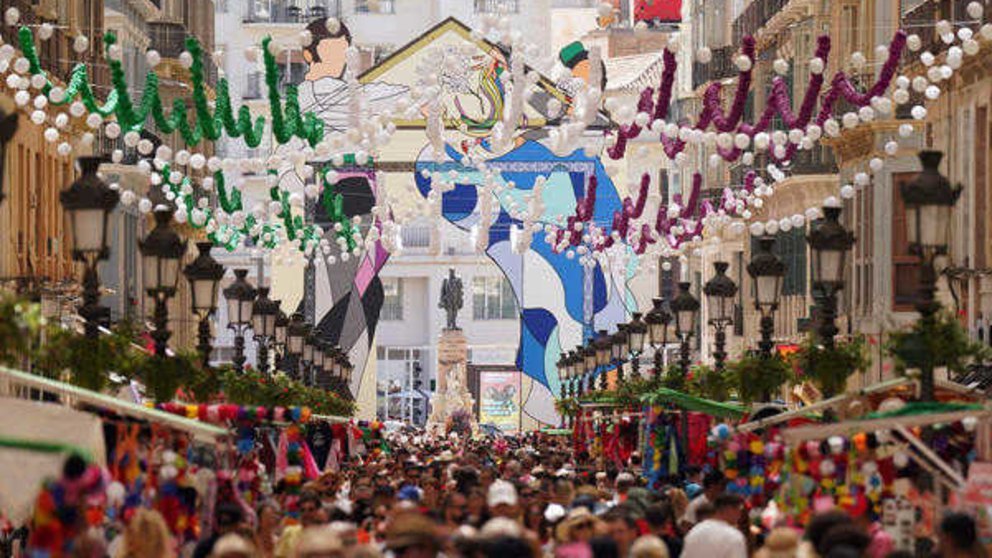 ¡Ya tenemos cartel para la Feria de Málaga 2025! - Feria de Malaga calle Larios Feria Malaga calle Larios
