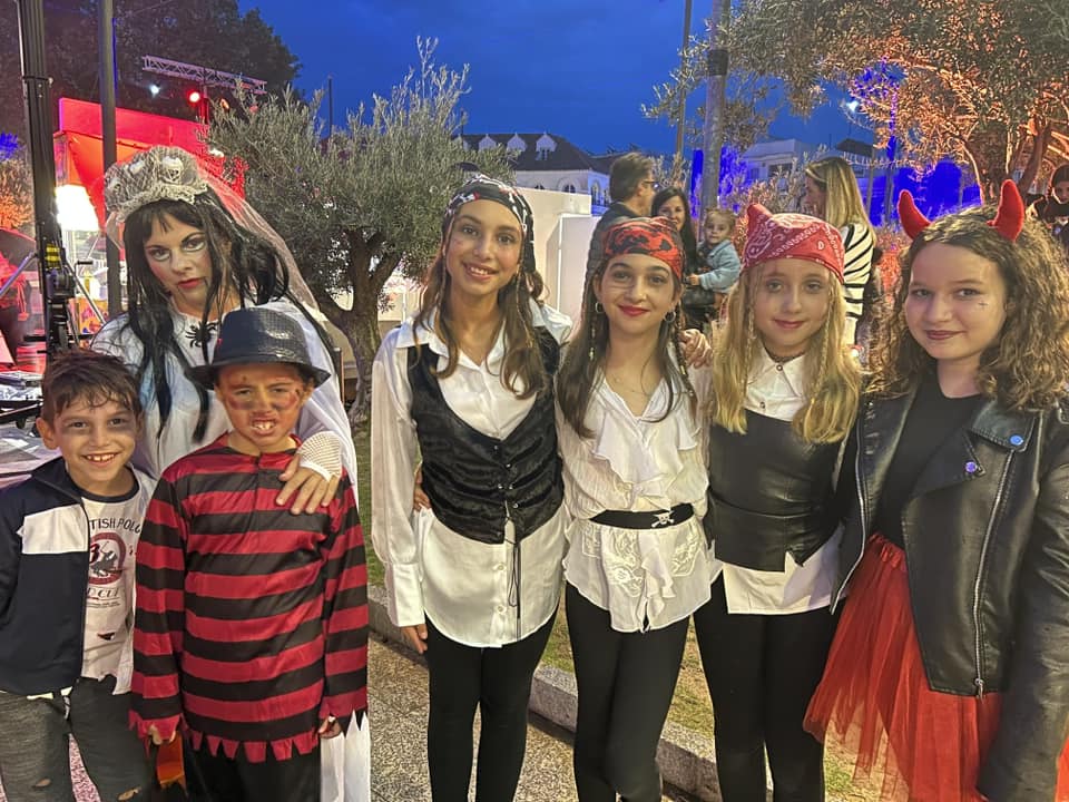 El día más terrorífico de la Costa del Sol: Así se ha vivido Halloween en los distintos municipios - 397100089 860899986040625 1100603536575799615 n El día más terrorífico de la Costa del Sol: Así se ha vivido Halloween en los distintos municipios - 397100089 860899986040625 1100603536575799615 n