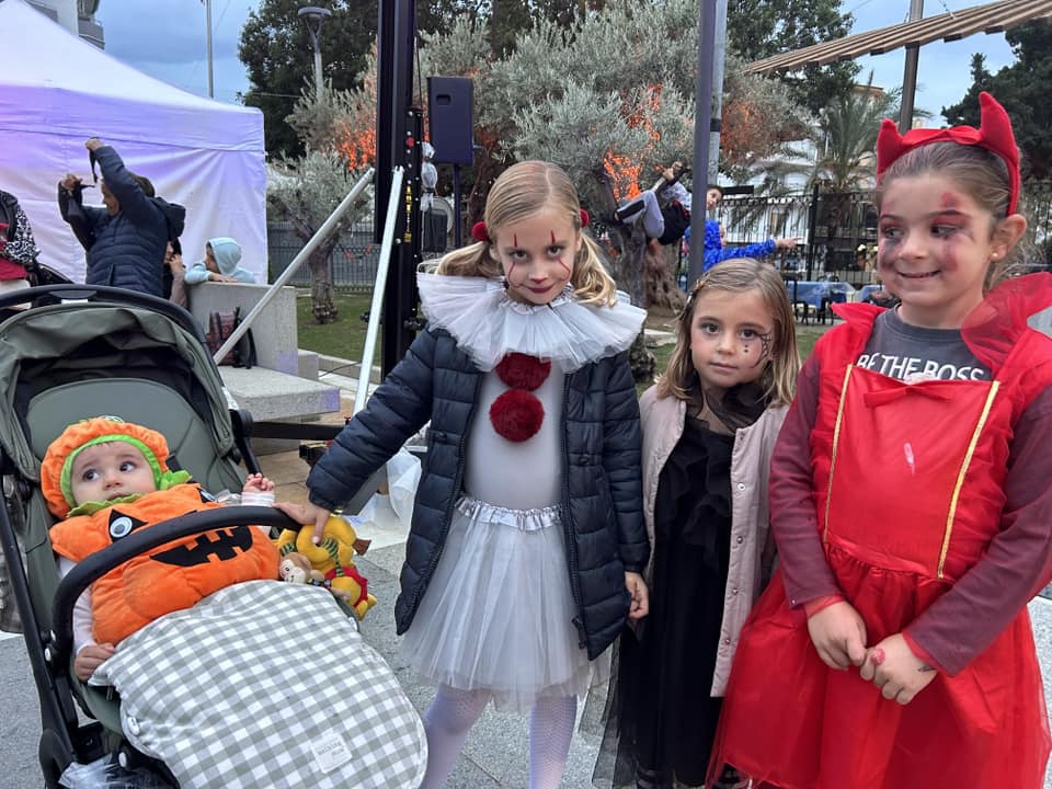 El día más terrorífico de la Costa del Sol: Así se ha vivido Halloween en los distintos municipios - 397141533 860899806040643 4122312081938825781 n El día más terrorífico de la Costa del Sol: Así se ha vivido Halloween en los distintos municipios - 397141533 860899806040643 4122312081938825781 n