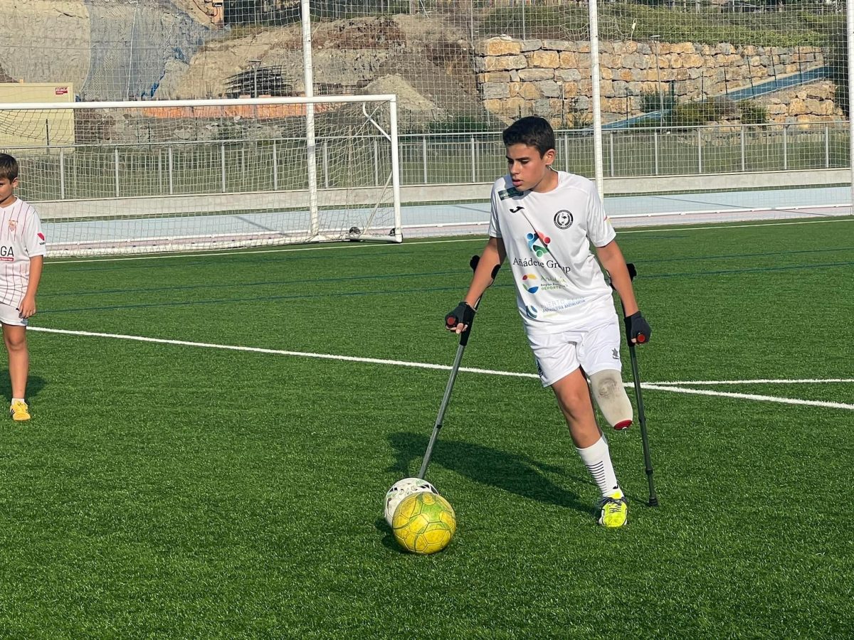 Pedro Aragonés, el joven esteponero de 12 años con una pierna amputada, todo un ejemplo de superación - IMG 4078 Pedro Aragonés, el joven esteponero de 12 años con una pierna amputada, todo un ejemplo de superación - IMG 4078