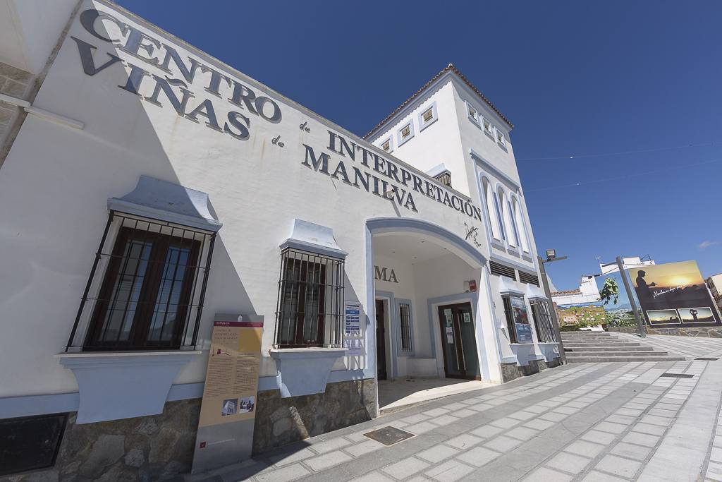 Llega la IV edici贸n de los Premios Manilva: Estos son los vecinos galardonados - IMG 4087 Llega la IV edici贸n de los Premios Manilva: Estos son los vecinos galardonados - IMG 4087