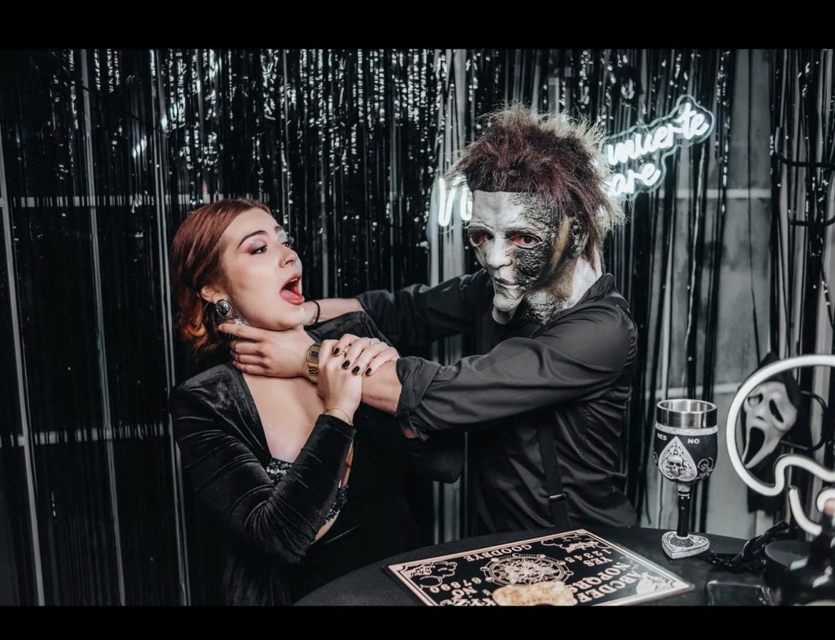El ‘sí, quiero’ más terrorífico: así ha sido esta boda rodeada de ouijas, calaveras y telarañas - IMG 4505 El ‘sí, quiero’ más terrorífico: así ha sido esta boda rodeada de ouijas, calaveras y telarañas - IMG 4505