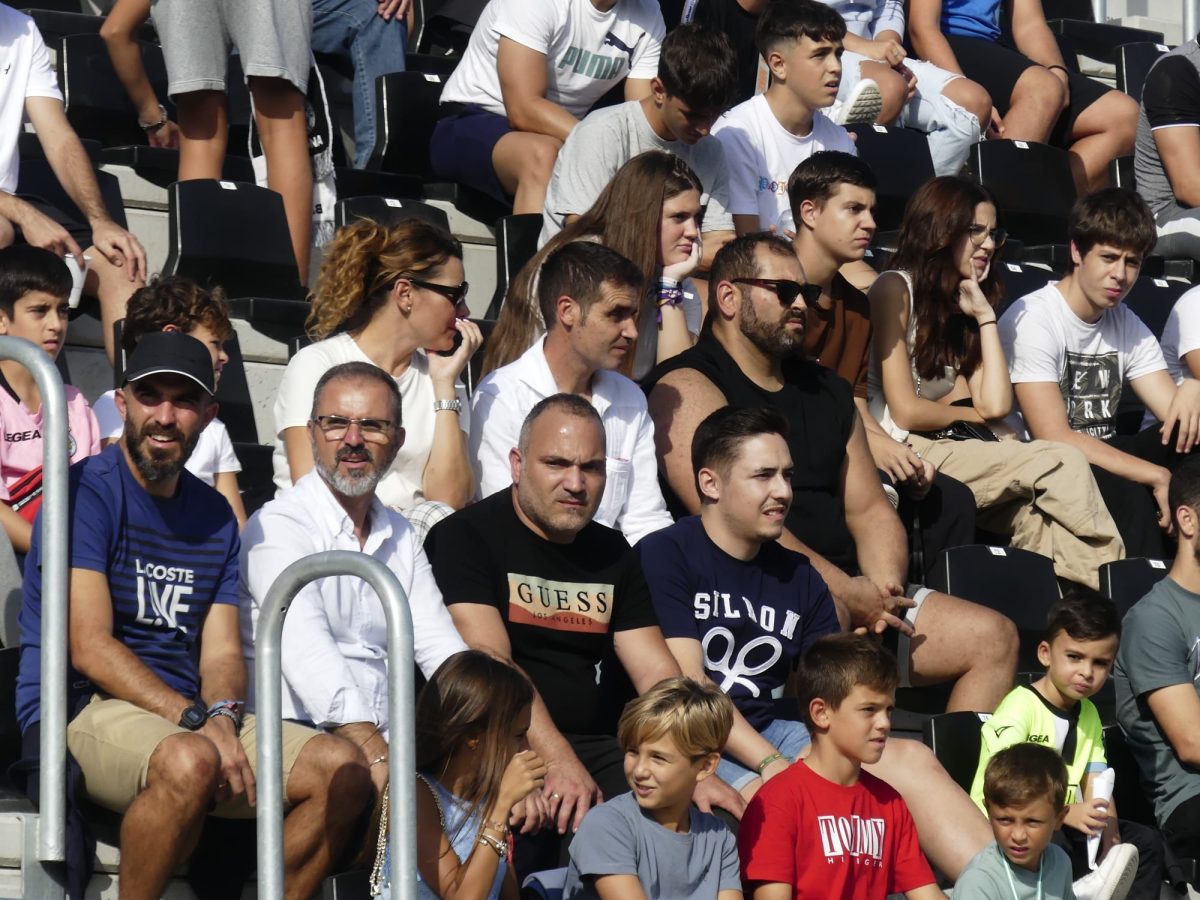 (0-2) Un sólido Estepona se lleva la victoria frente a la Balona - foto 14 (0-2) Un sólido Estepona se lleva la victoria frente a la Balona - foto 14