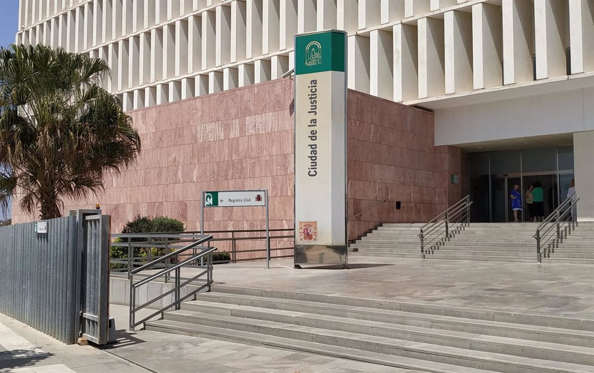 Condenado por maltratar a su pareja pese a tener una orden de alejamiento: "te voy a matar y te voy a enterrar en un campo" - Ciudad Justicia Malaga Condenado por maltratar a su pareja pese a tener una orden de alejamiento: "te voy a matar y te voy a enterrar en un campo" - Ciudad Justicia Malaga