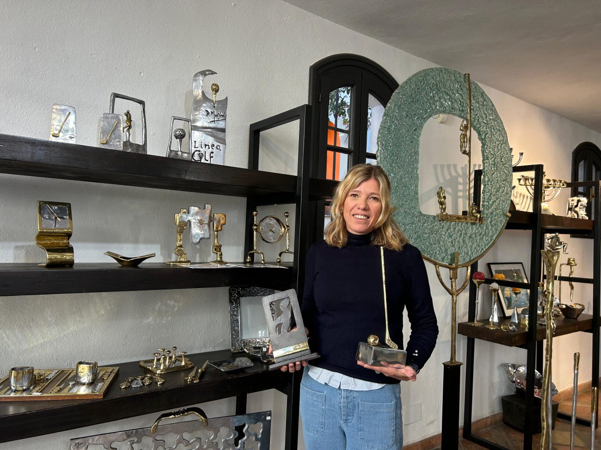 Los diseños de los trofeos más relevantes de Andalucía nacen en Benahavís - kristi marshall Los diseños de los trofeos más relevantes de Andalucía nacen en Benahavís - kristi marshall