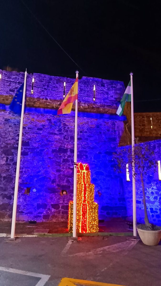 Se descubre una de las sorpresas de la Navidad de Manilva: la iluminación del Castillo de la Duquesa - 3590e88e 60bf 40d9 b606 b1861bb17270 Se descubre una de las sorpresas de la Navidad de Manilva: la iluminación del Castillo de la Duquesa - 3590e88e 60bf 40d9 b606 b1861bb17270