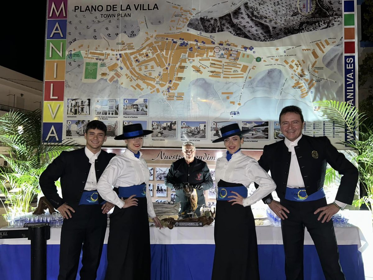 'Saborea Manilva', arranca el evento más esperado del año para disfrutar en toda la Costa del Sol - 408009177 886759606787996 8035907868073326435 n 'Saborea Manilva' y su moscatel. Paco Campaña.