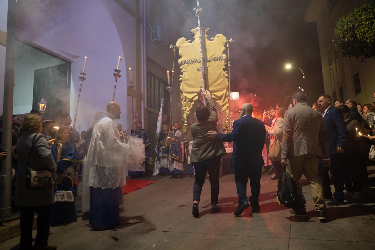 Las imágenes más emotivas del traslado extraordinario del Simpecado por el corazón de Benalmádena - 410278610 758553119635104 8011721797538095863 n Las imágenes más emotivas del traslado extraordinario del Simpecado por el corazón de Benalmádena - 410278610 758553119635104 8011721797538095863 n