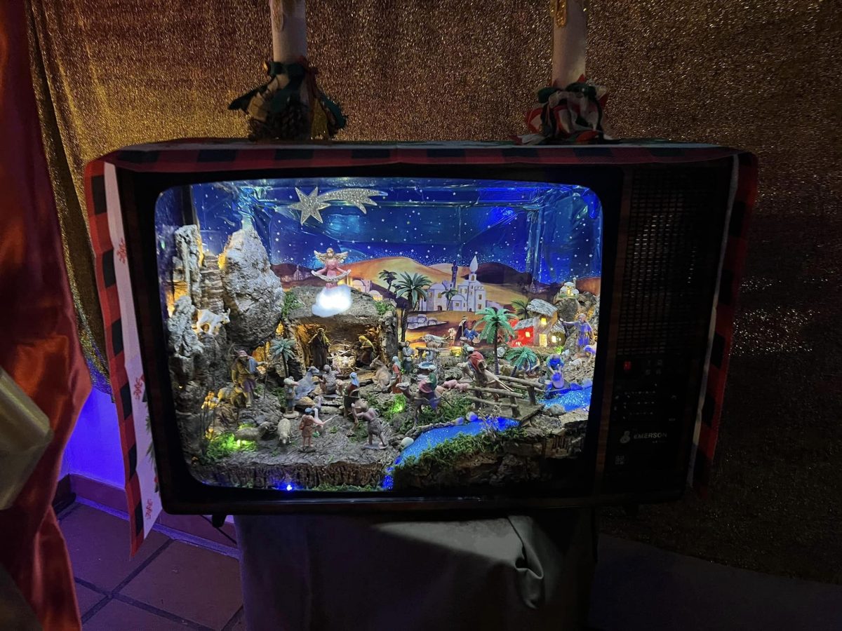 Un belén en una televisión y mucho 'arte' reciclado, primer premio del Concurso de Fachadas en Estepona - 414346704 901571141973509 7279159100454356559 n Un belén en una televisión y mucho 'arte' reciclado, primer premio del Concurso de Fachadas en Estepona - 414346704 901571141973509 7279159100454356559 n