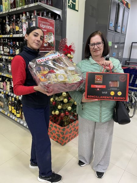 Conoce a los ganadores de las súper cestas de Supermercados Ruiz Galán - 414876499 761612092676214 3257236909841850806 n 450x600 1 Conoce a los ganadores de las súper cestas de Supermercados Ruiz Galán - 414876499 761612092676214 3257236909841850806 n 450x600 1