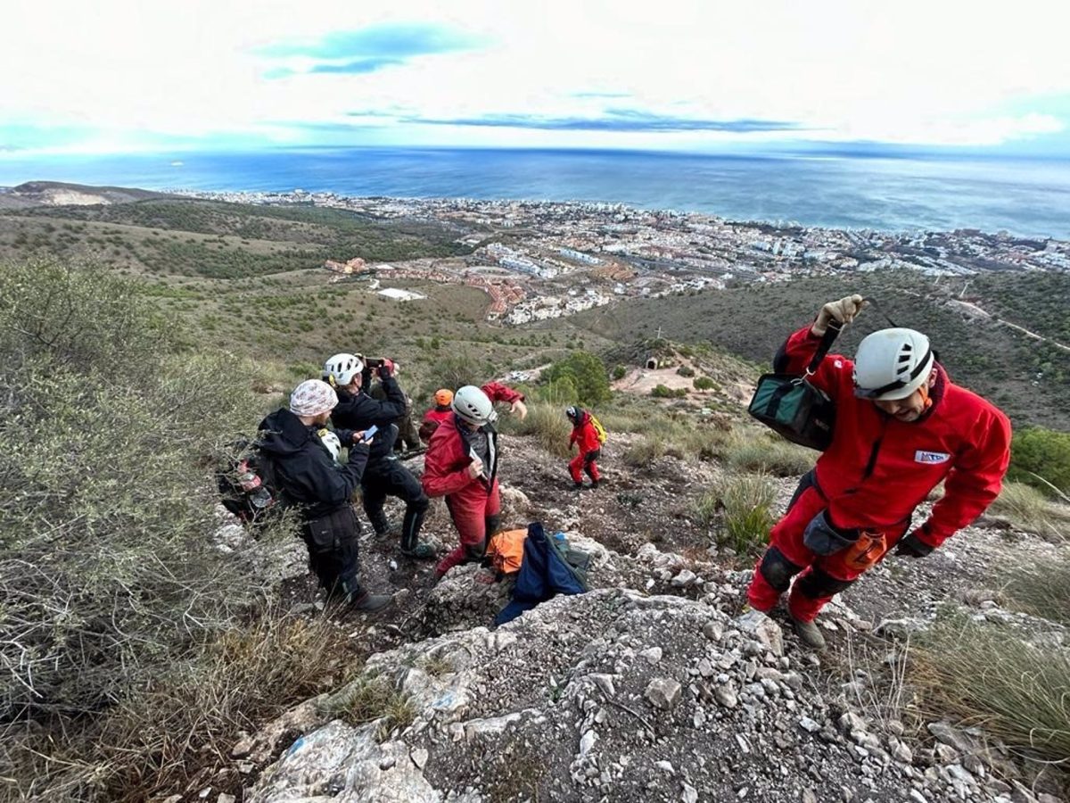 Analizan la Cueva del Toro de Benalmádena para datar sus pinturas rupestres y tomar muestras para análisis - Cueva del Toro Benalmadena Analizan la Cueva del Toro de Benalmádena para datar sus pinturas rupestres y tomar muestras para análisis - Cueva del Toro Benalmadena