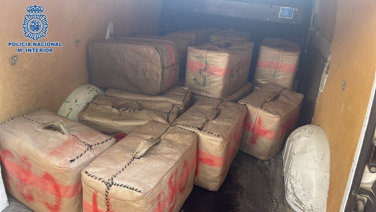 La Policía Nacional y Guardia Civil intervienen 122 toneladas de droga este año, un 34,8% más que en 2022 - Droga Costa