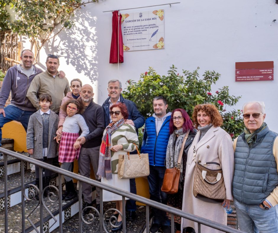 La poesía de Francisco García Castro en la calle Santa Ana se suma a la Ruta de Estepona - IMG 8892 La poesía de Francisco García Castro en la calle Santa Ana se suma a la Ruta de Estepona - IMG 8892