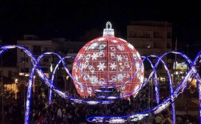 Fuengirola despedirá el año con una gran Fiesta de Nochevieja en la plaza de la Constitución - IMG 8909 Fuengirola despedirá el año con una gran Fiesta de Nochevieja en la plaza de la Constitución - IMG 8909