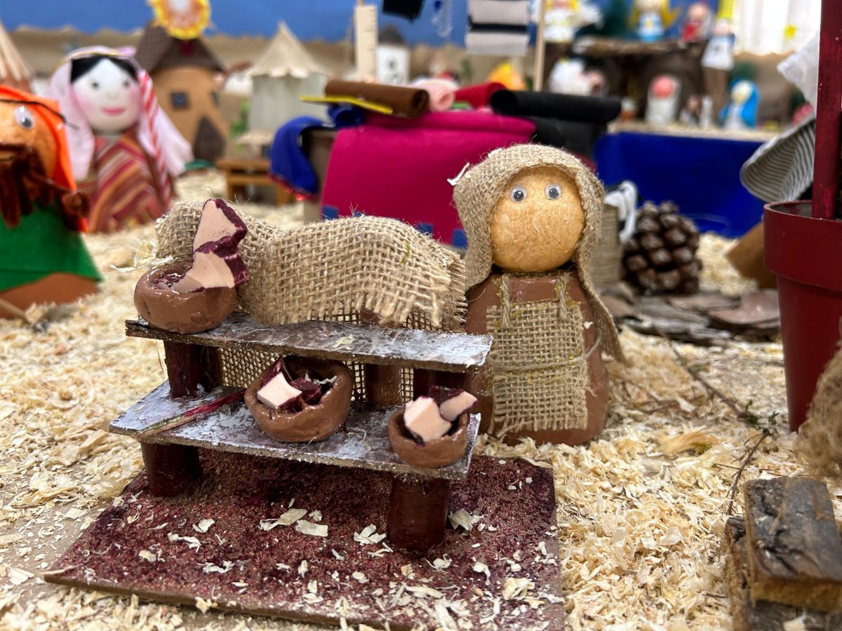 Los alumnos del CEIP Ramón García crean un precioso Belén Navideño artesanal con macetas - bele ceip ramong arcia Los alumnos del CEIP Ramón García crean un precioso Belén Navideño artesanal con macetas - bele ceip ramong arcia