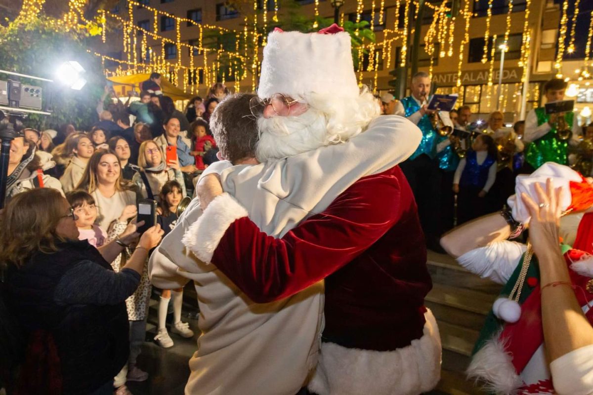 Papá Noel ya está en Marbella para recoger las cartas de los más pequeños - fadabeb5 787d 4a99 9407 d72f3409f42b Papá Noel ya está en Marbella para recoger las cartas de los más pequeños - fadabeb5 787d 4a99 9407 d72f3409f42b