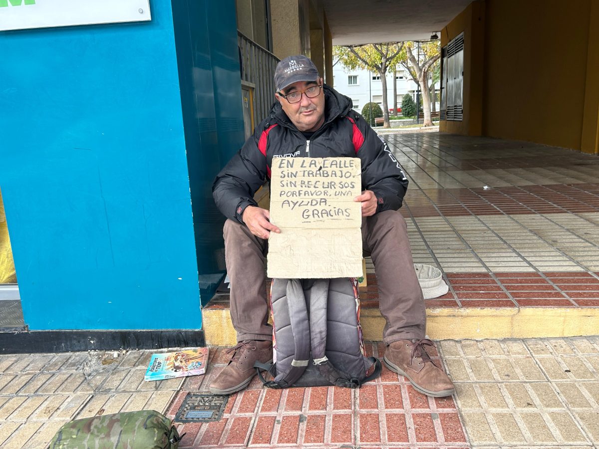 La dura realidad de Paco Durán, un hombre en situación de calle que lucha día a día para salir adelante - paco duran calle La dura realidad de Paco Durán, un hombre en situación de calle que lucha día a día para salir adelante - paco duran calle