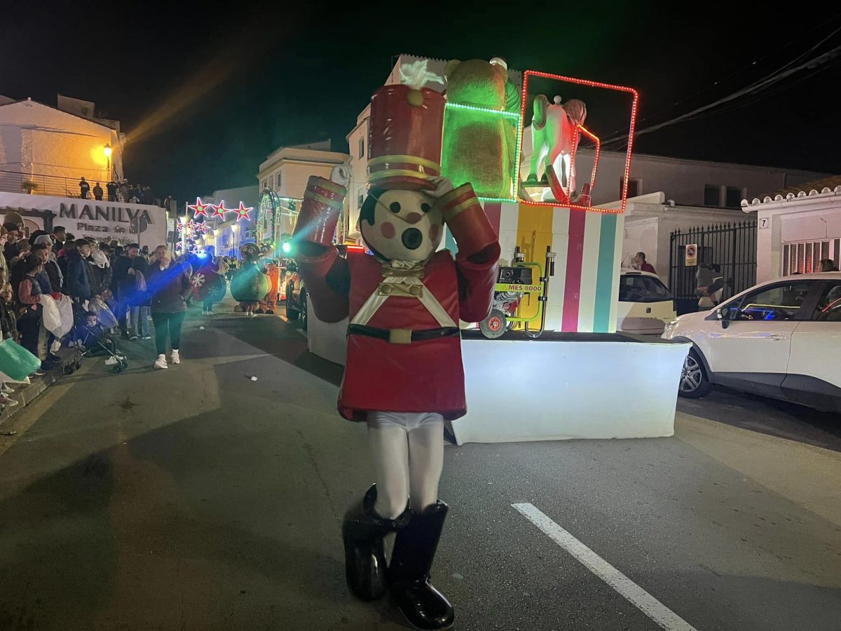 Así recibieron a Melchor, Gaspar y Baltasar a su paso por Manilva - 416889211 907880961342527 2722135805490143071 n Así recibieron a Melchor, Gaspar y Baltasar a su paso por Manilva - 416889211 907880961342527 2722135805490143071 n