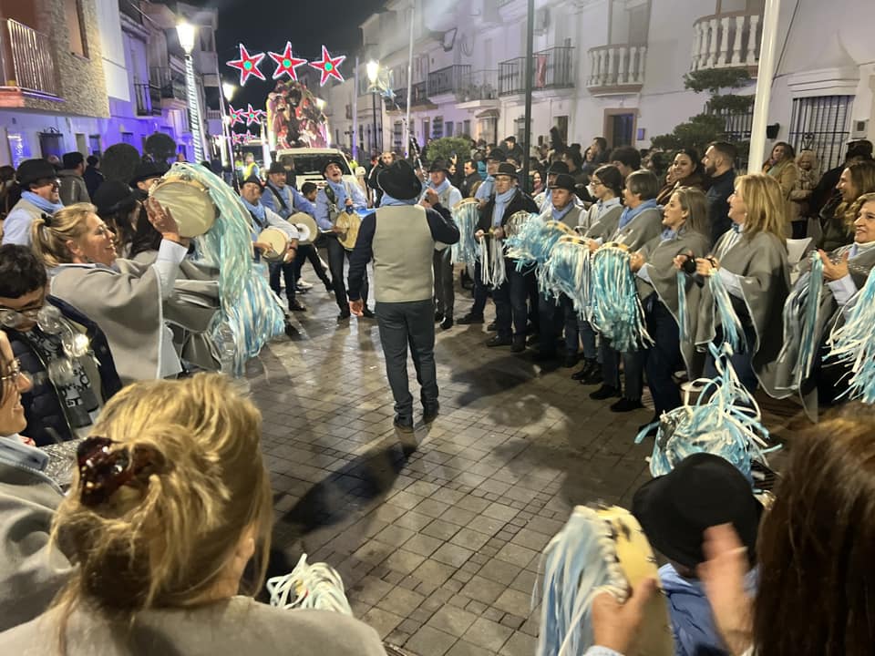 Así recibieron a Melchor, Gaspar y Baltasar a su paso por Manilva - 417012172 907879888009301 2582538764734736009 n Así recibieron a Melchor, Gaspar y Baltasar a su paso por Manilva - 417012172 907879888009301 2582538764734736009 n
