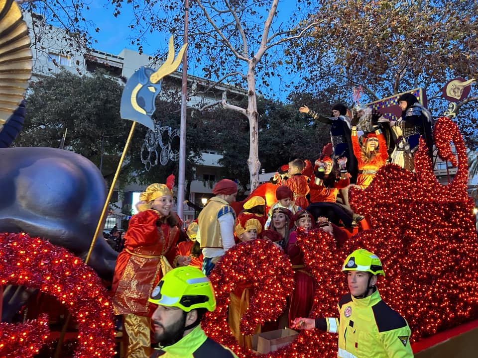 Todo un despliegue de fantasía y personajes de películas, en la cabalgata de Marbella - 417114000 907844641346159 7694440560429490591 n Todo un despliegue de fantasía y personajes de películas, en la cabalgata de Marbella - 417114000 907844641346159 7694440560429490591 n