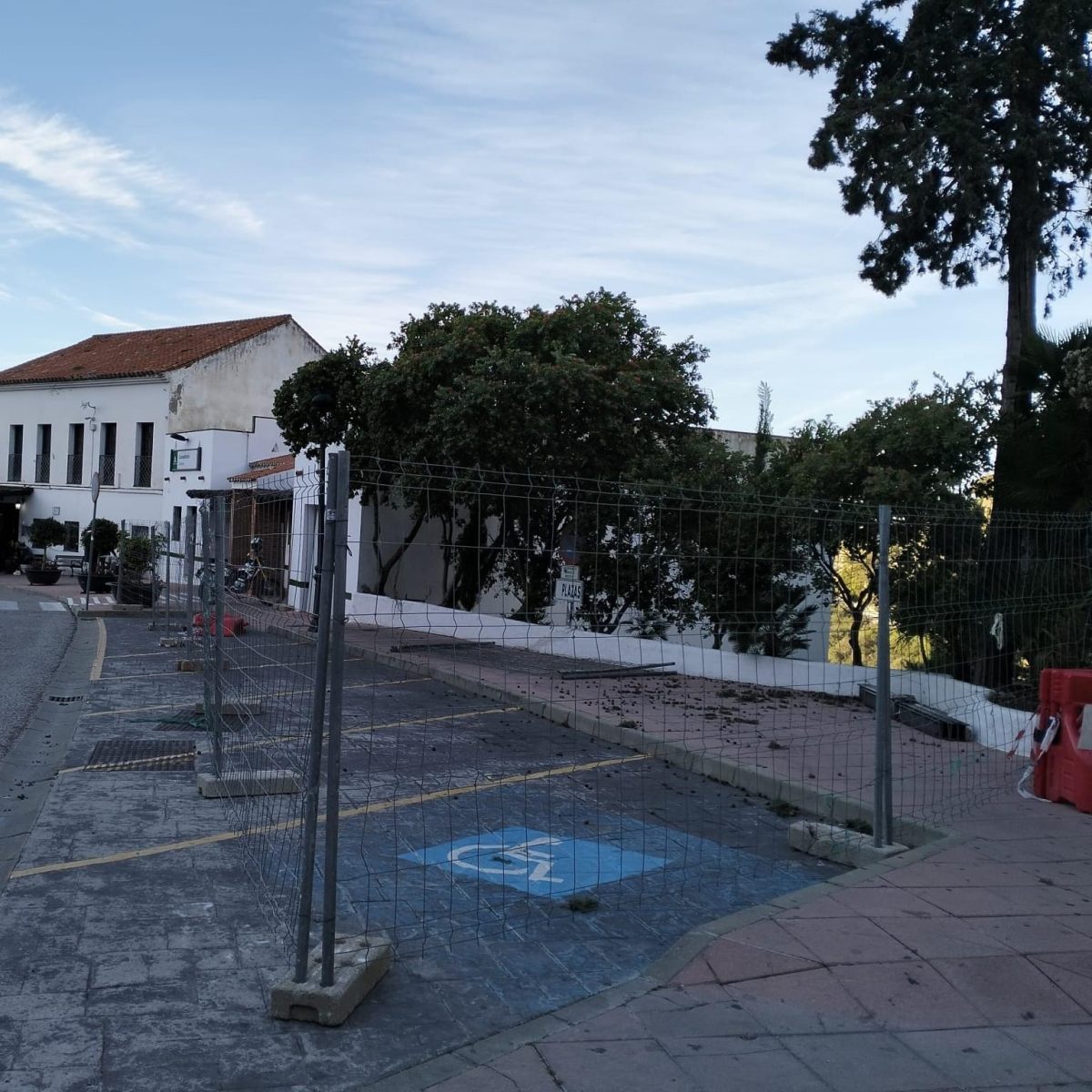 Este jueves arranca la obra de la sala velatorio de Casares - IMG 1788 Este jueves arranca la obra de la sala velatorio de Casares - IMG 1788