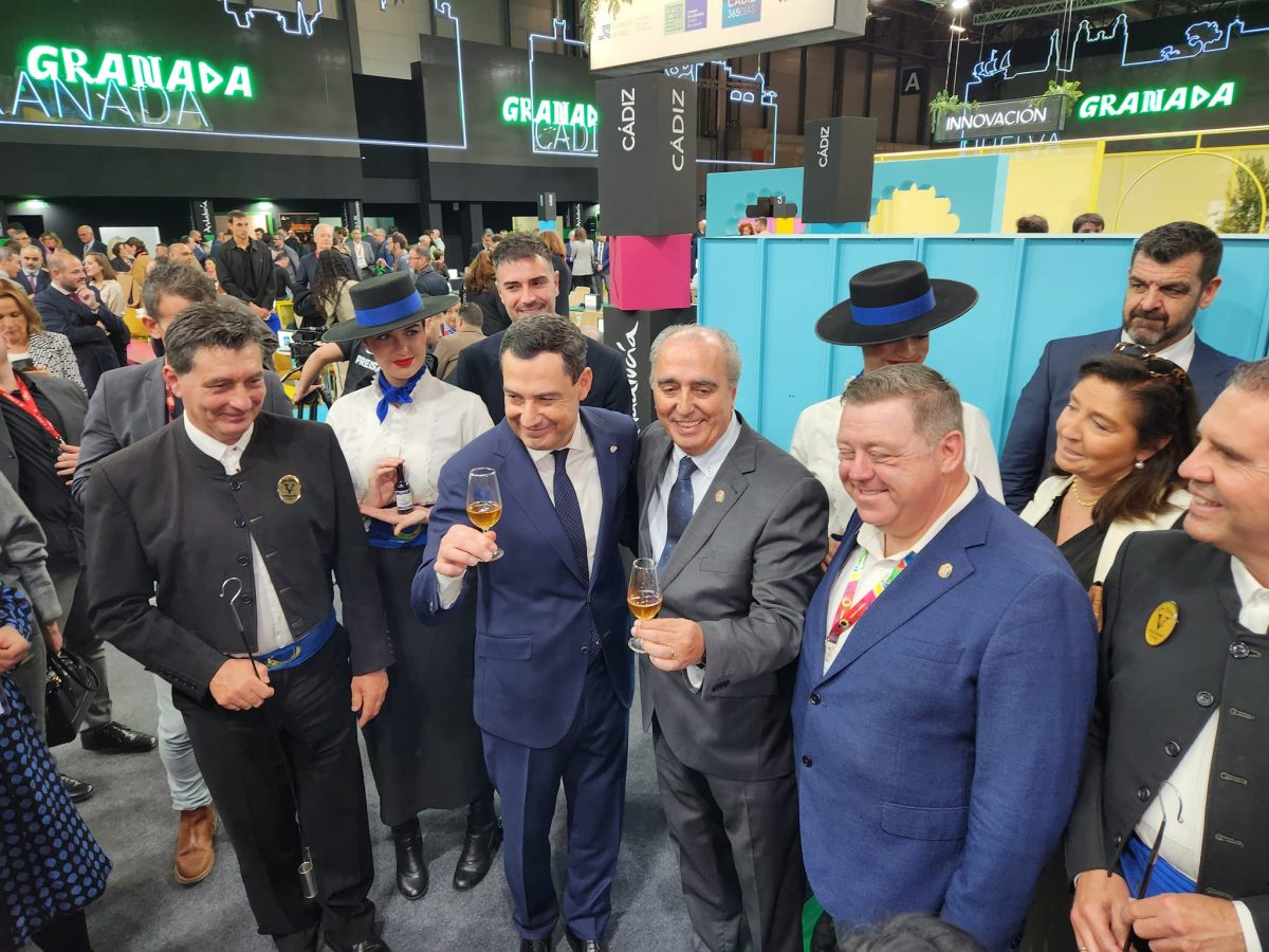 Manilva levanta gran expectación en FITUR, donde recibe el apoyo de varias personalidades - manilva 8 Manilva levanta gran expectación en FITUR, donde recibe el apoyo de varias personalidades - manilva 8
