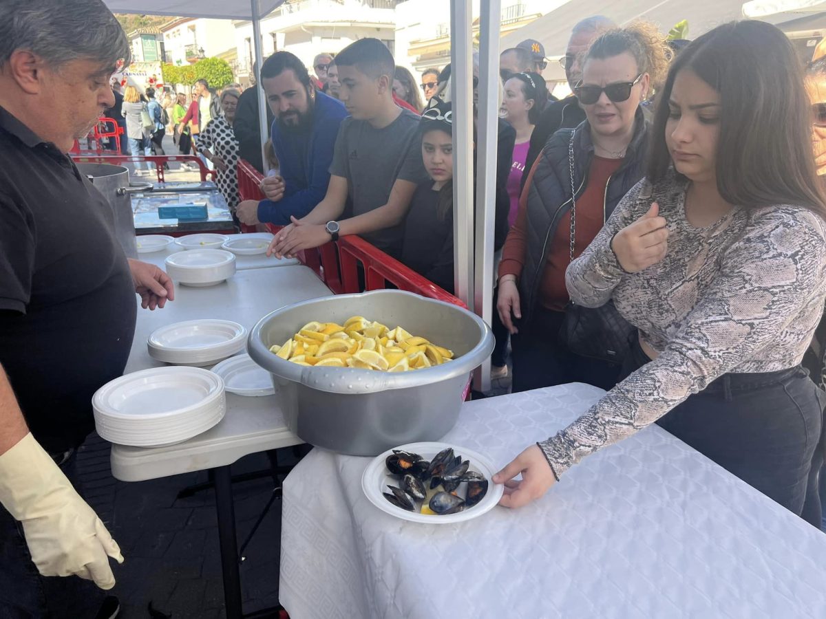 Del concurso de disfraces a la mejillonada: así se vive el Carnaval en Benahavís - 428622610 938777998252823 6939026449658676160 n Del concurso de disfraces a la mejillonada: así se vive el Carnaval en Benahavís - 428622610 938777998252823 6939026449658676160 n