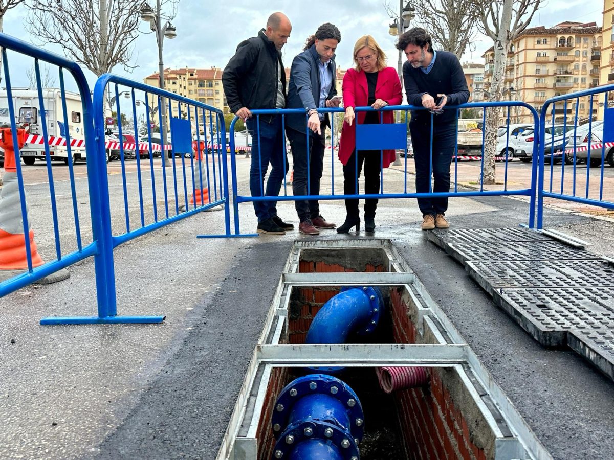 Fuengirola estudia los pozos de agua subterránea de la ciudad para su conexión a la red de abastecimiento - La alcaldesa visita uno de los pozos que se estan estudiando para conectarlo a la red 1 Fuengirola estudia los pozos de agua subterránea de la ciudad para su conexión a la red de abastecimiento - La alcaldesa visita uno de los pozos que se estan estudiando para conectarlo a la red 1