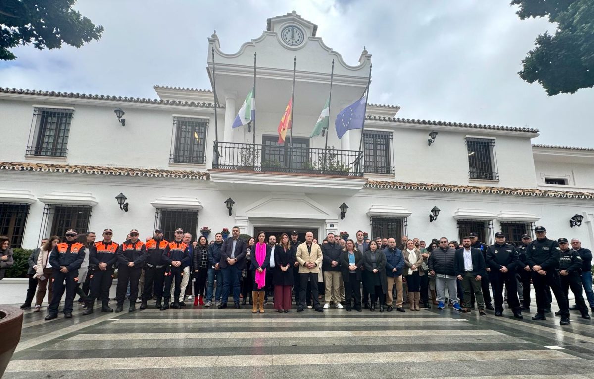 La Costa del Sol también llora la pérdida de los guardias civiles asesinados en Barbate - WhatsApp Image 2024 02 12 at 12.59.47 La Costa del Sol también llora la pérdida de los guardias civiles asesinados en Barbate - WhatsApp Image 2024 02 12 at 12.59.47