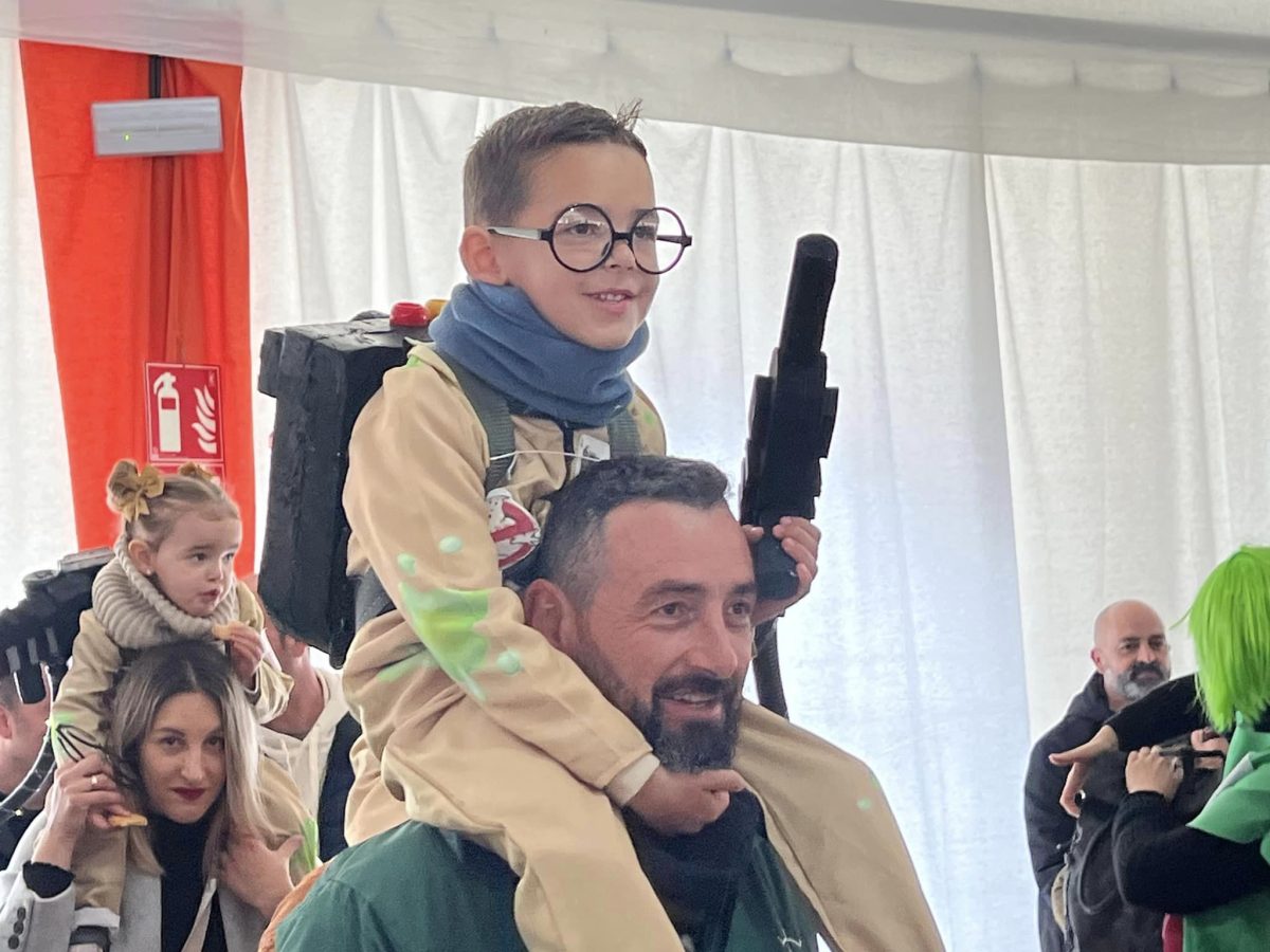 Casares reparte 1.300 euros en premios entre los participantes del concurso de disfraces - 392884389 948646393932650 2113483110308398266 n Casares reparte 1.300 euros en premios entre los participantes del concurso de disfraces - 392884389 948646393932650 2113483110308398266 n