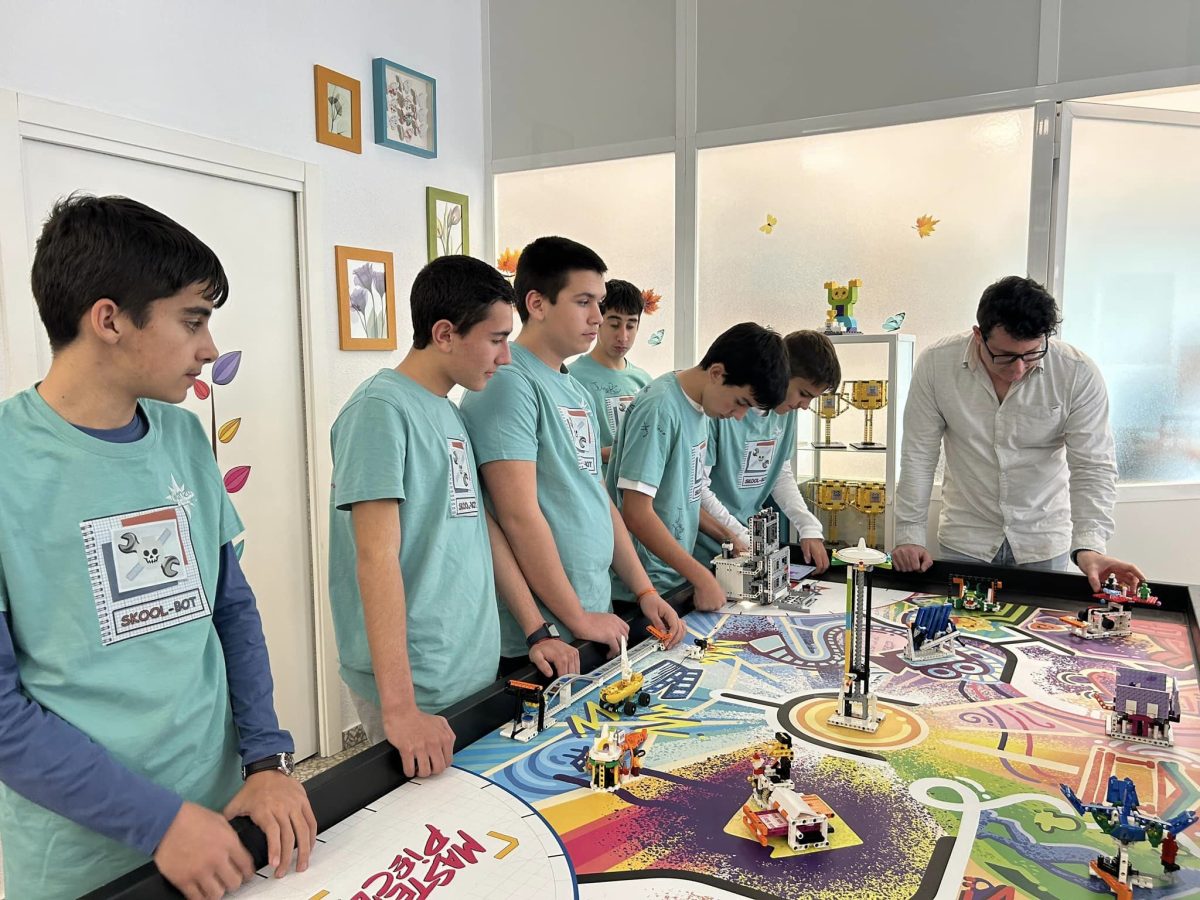 El equipo de Málaga, preparado para lograr la victoria en el Campeonato nacional de robótica en Alicante - 431615465 953054473491842 7218623899054696296 n El equipo de Málaga, preparado para lograr la victoria en el Campeonato nacional de robótica en Alicante - 431615465 953054473491842 7218623899054696296 n
