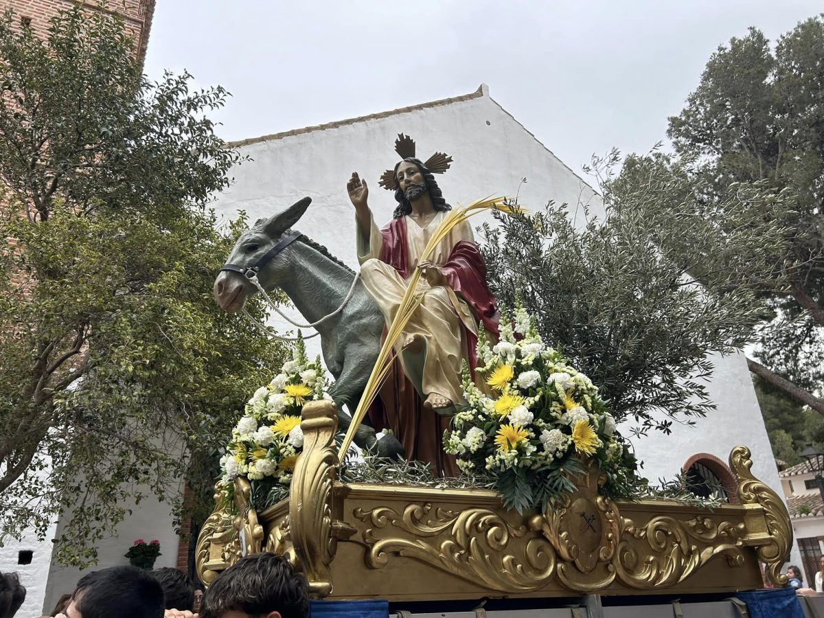 Los vecinos de Mijas reciben un año más a la Pollinica - 434361807 964009402396349 2506647549278326636 n Los vecinos de Mijas reciben un año más a la Pollinica - 434361807 964009402396349 2506647549278326636 n